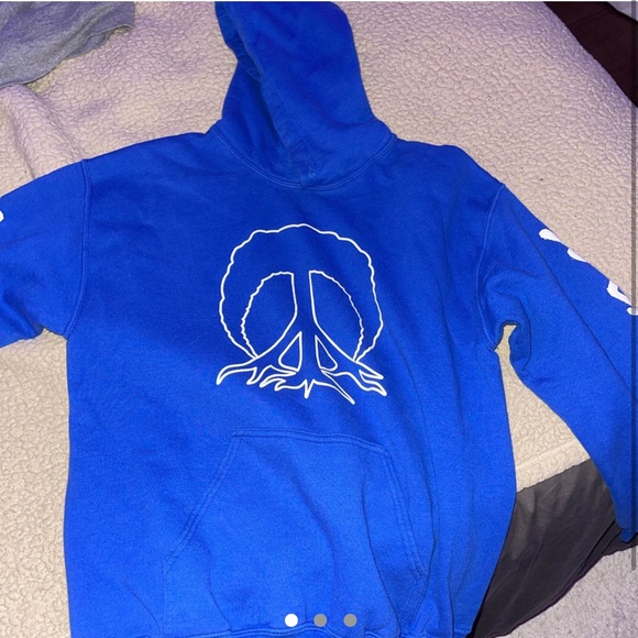 Blue Urban outfitters hoodie - Picture 1 of 3